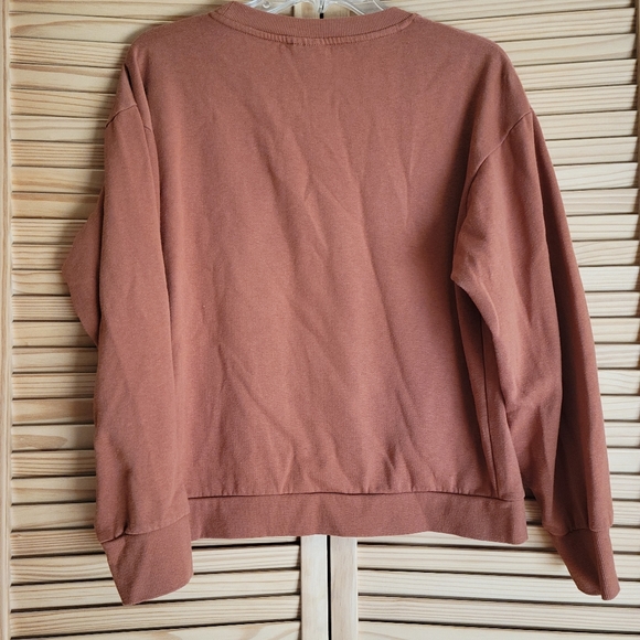 Yellowstone dutton ranch Crewneck Graphic Sweatshirt size med - Picture 3 of 3